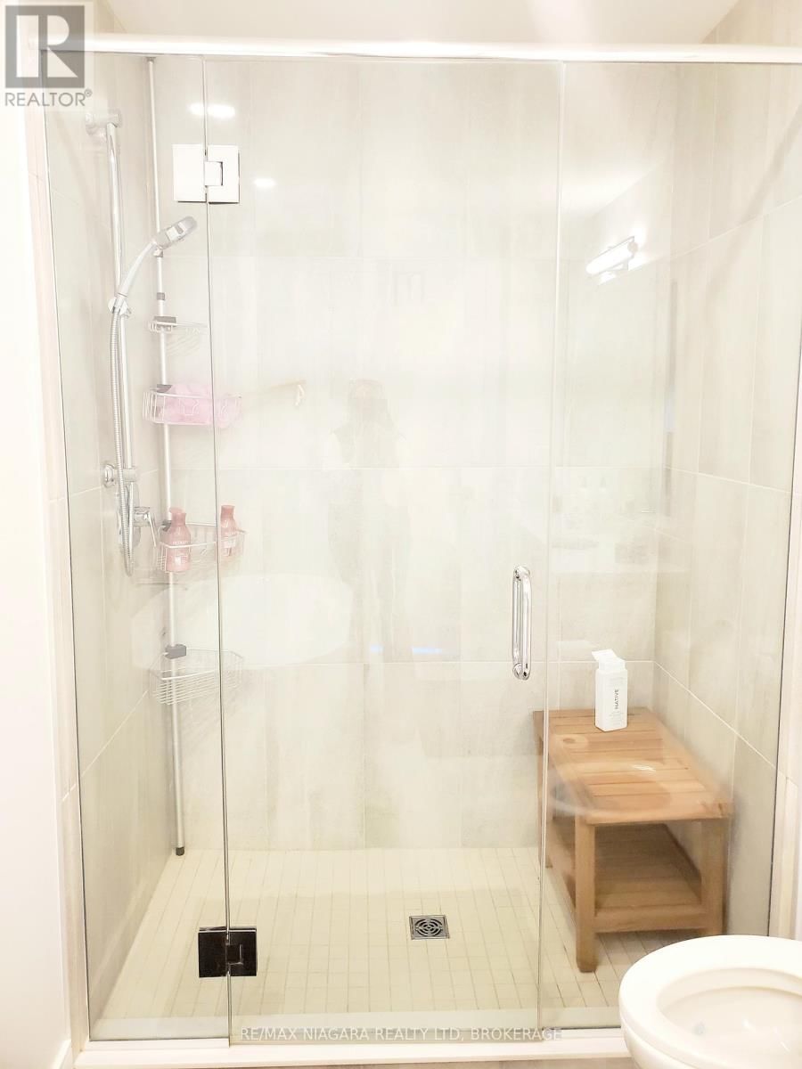 505 - 300B FOURTH AVENUE Image 18