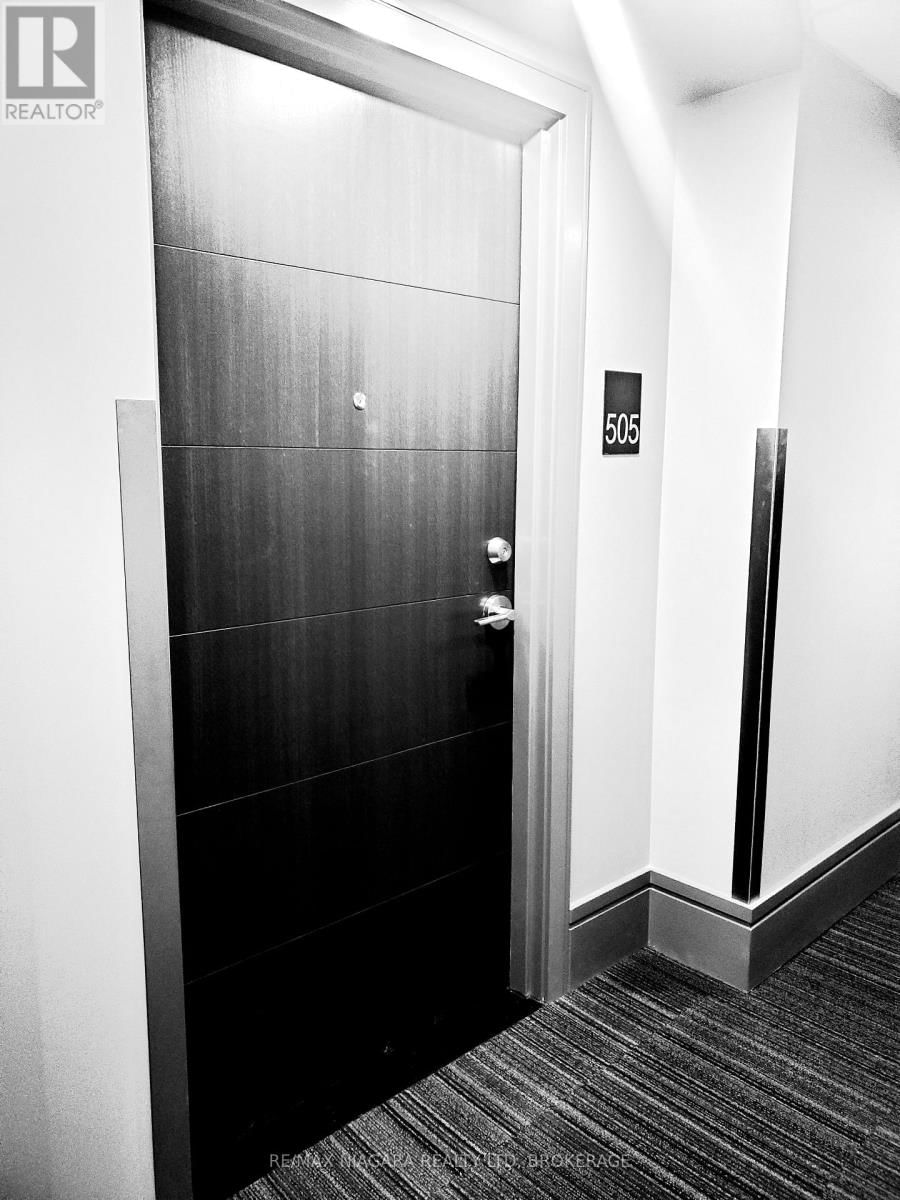 505 - 300B FOURTH AVENUE Image 4