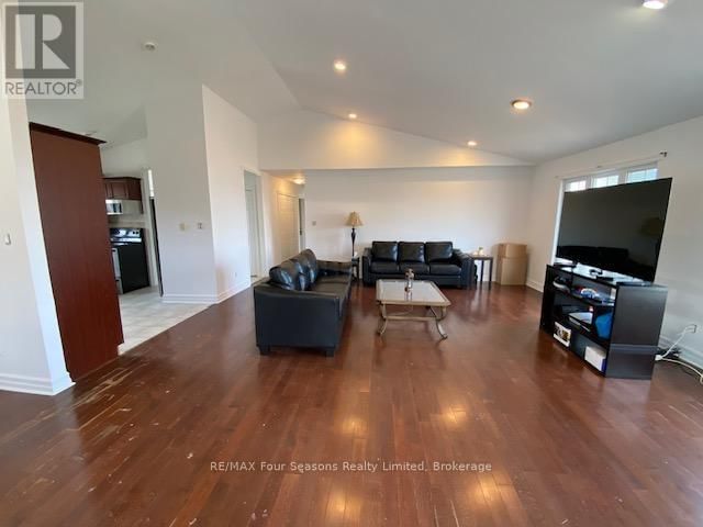 209442 HIGHWAY 26 WEST Image 6