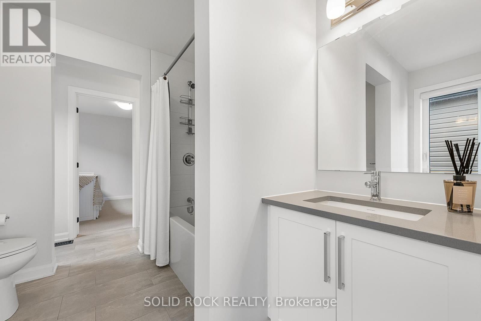 42 CONCH WAY Image 33