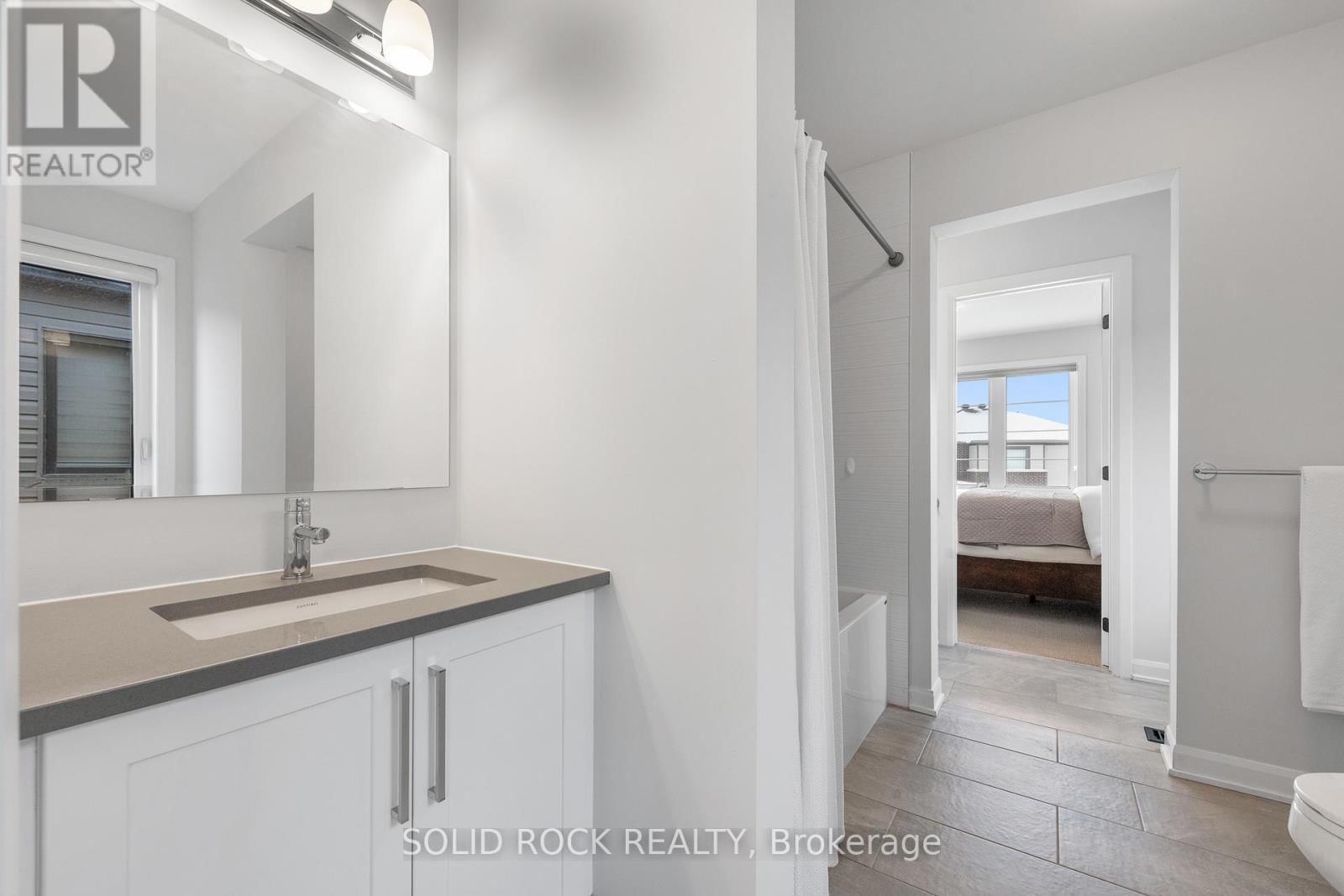 42 CONCH WAY Image 34