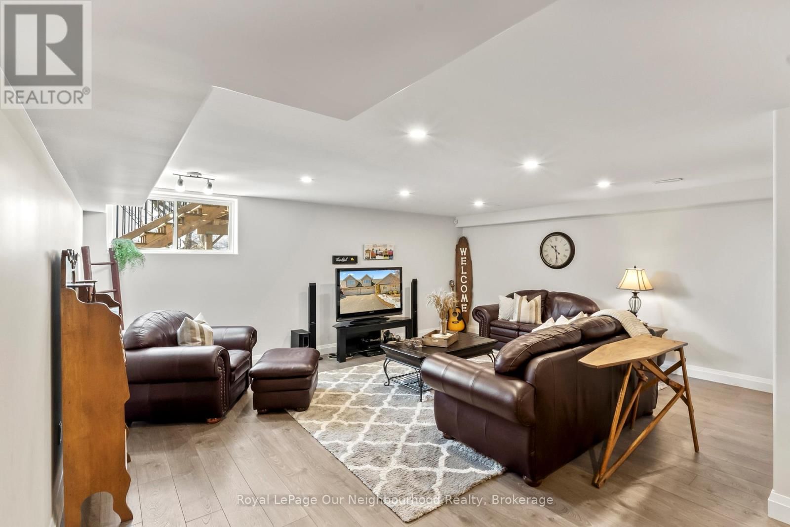 61 ORCHARD WAY Image 27