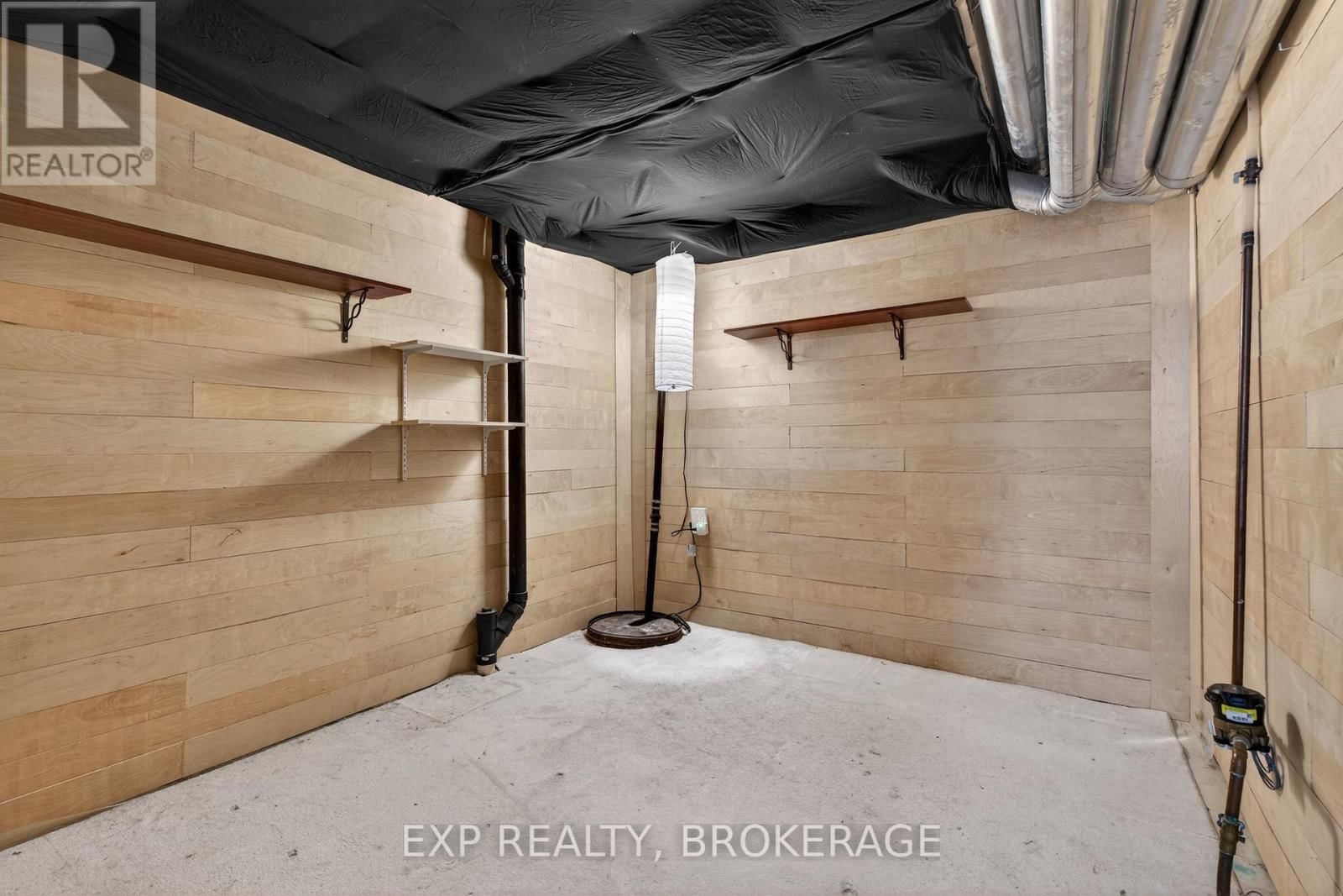 504 ST MARTHA STREET Image 28