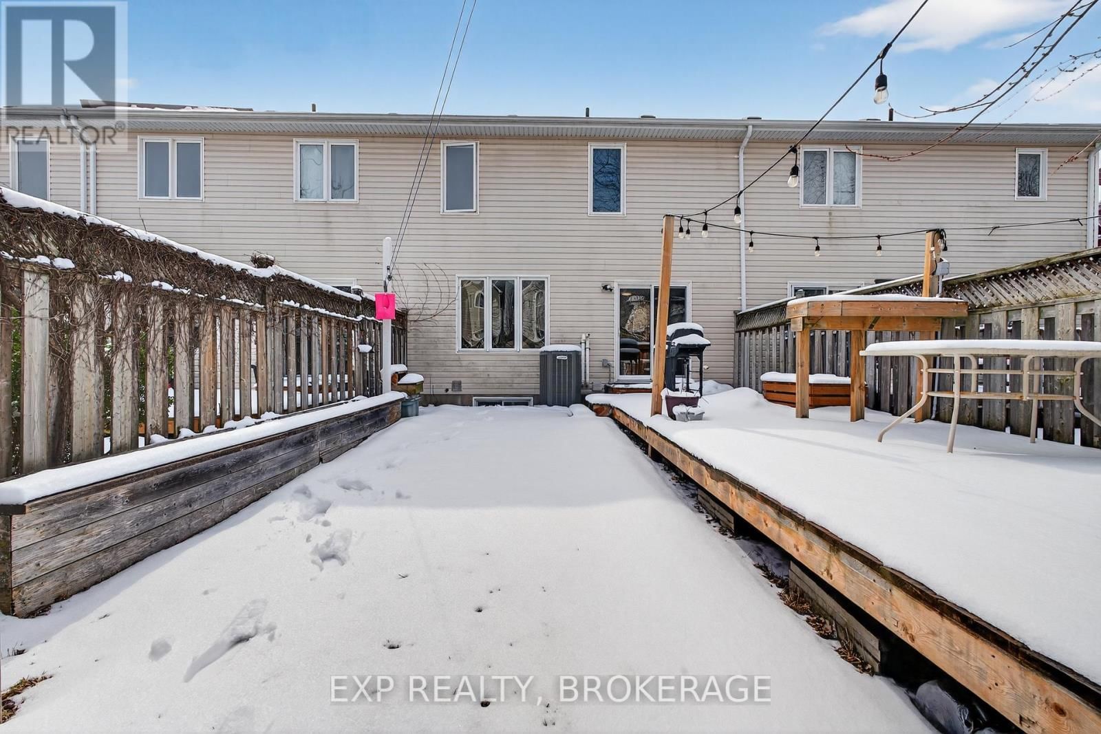 504 ST MARTHA STREET Image 31