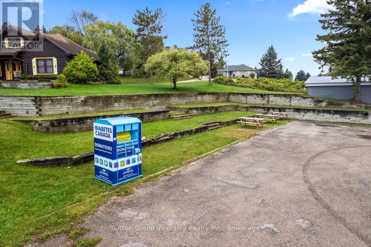 317080 6 & 10 Image 12