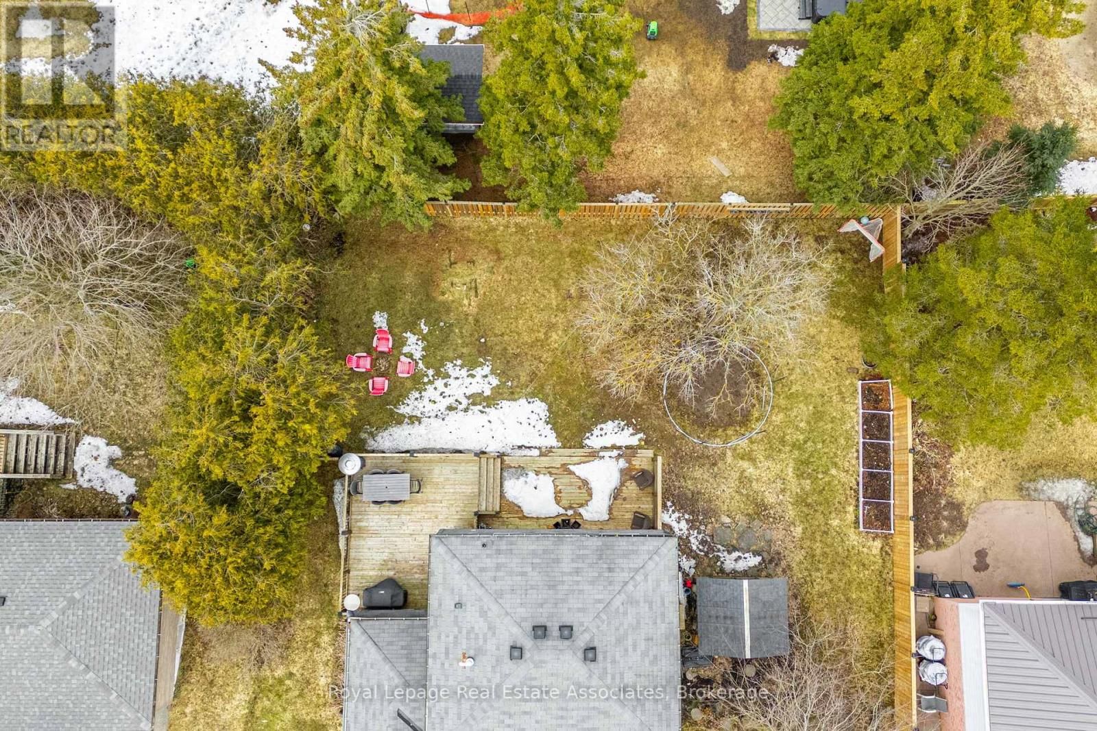 112 SUSAN STREET Image 42