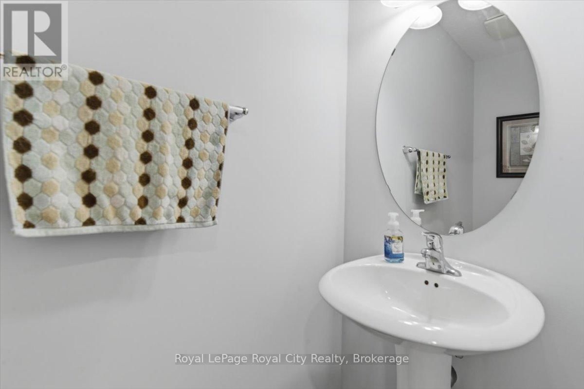 21 - 17 KATEMORE DRIVE Image 4