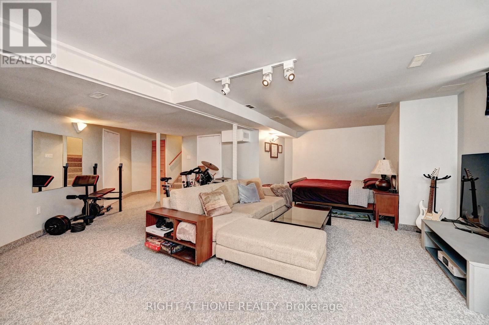 10 - 524 BEECHWOOD DRIVE Image 43