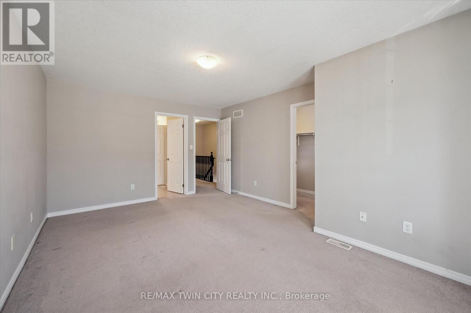 3 - 3045 SPRINGMEADOW ROAD Image 17