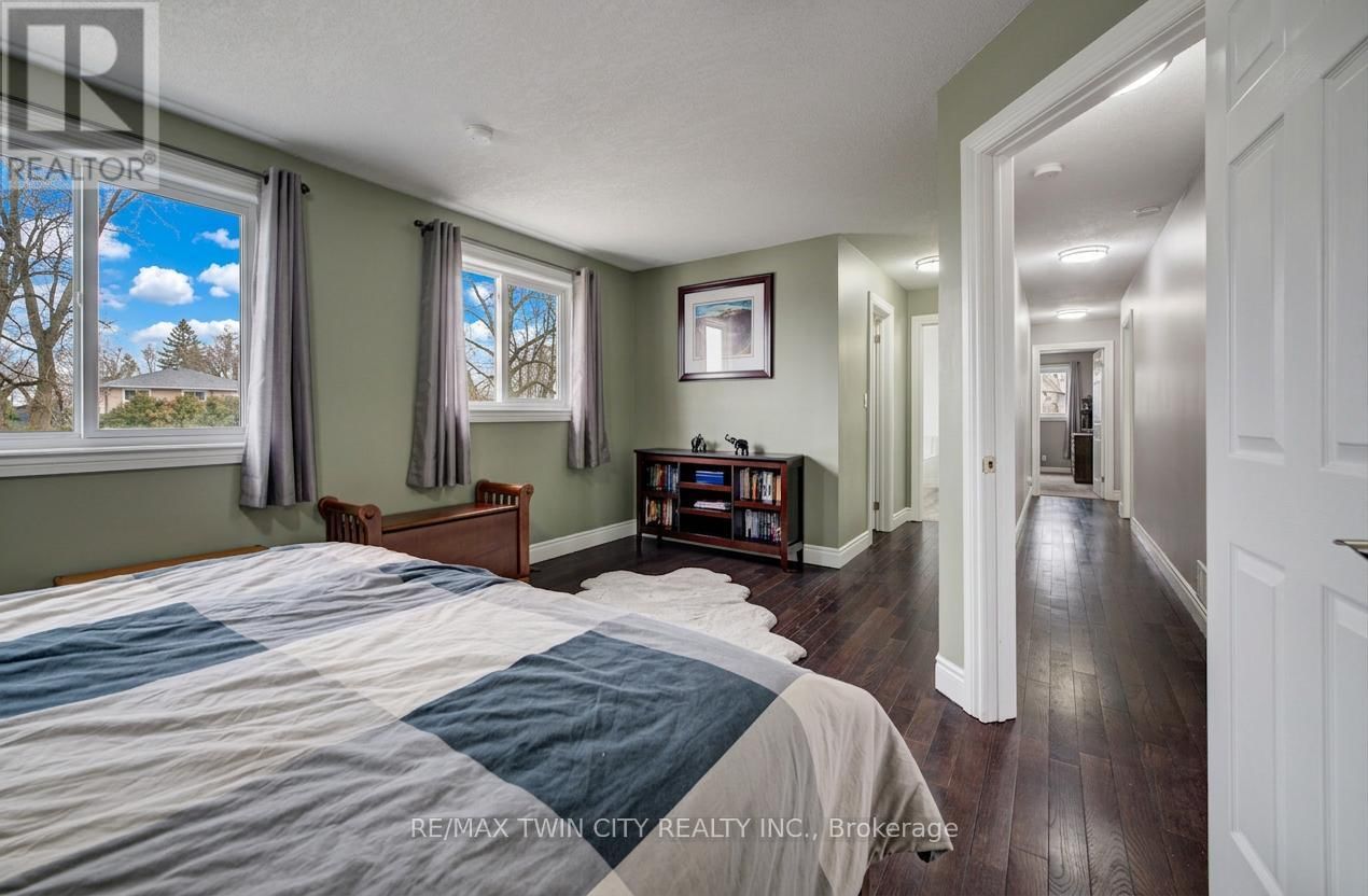 76 BAIRD STREET Image 21