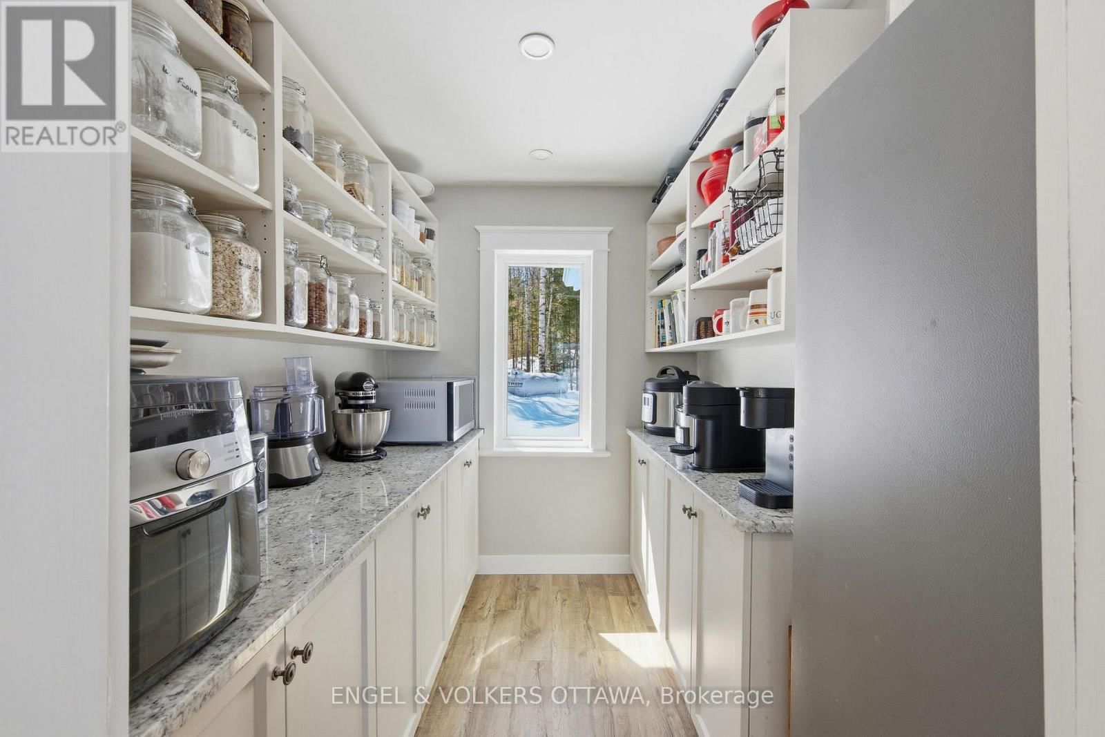 106 WHITES BEACH TRAIL Image 14