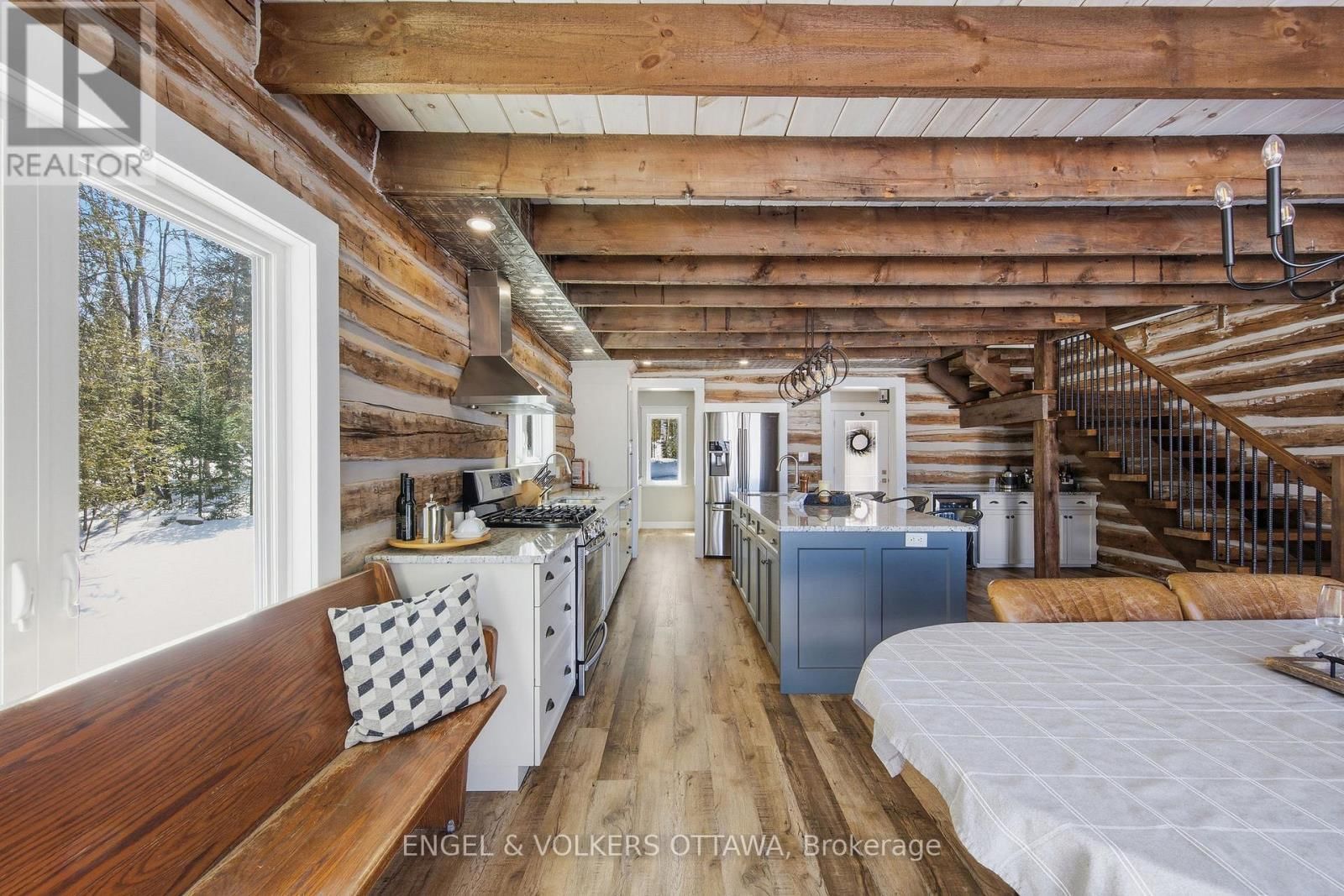 106 WHITES BEACH TRAIL Image 15