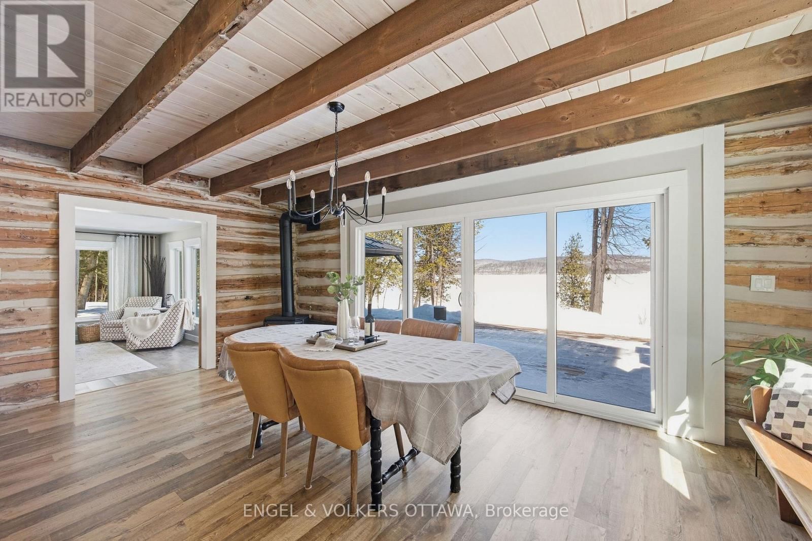 106 WHITES BEACH TRAIL Image 18