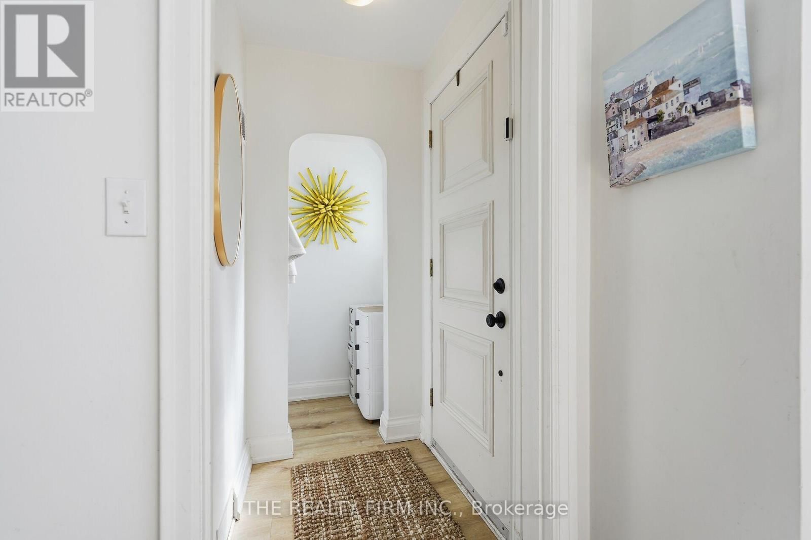 362 RIDOUT STREET SOUTH Image 5