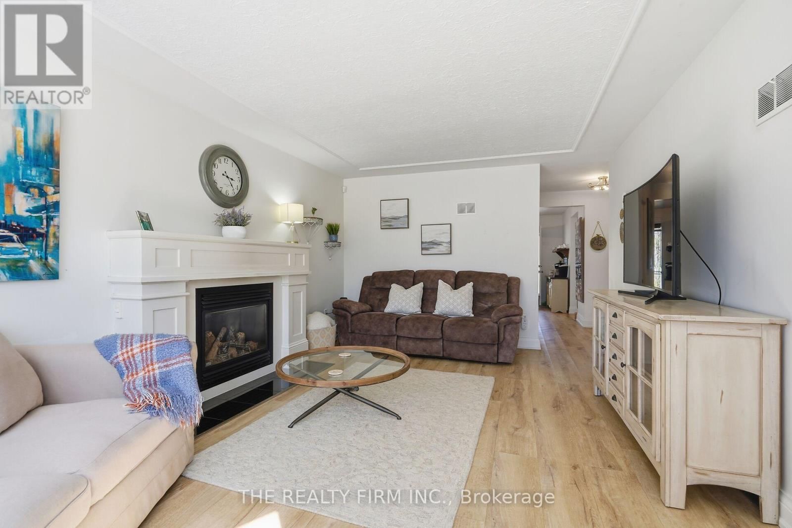 362 RIDOUT STREET SOUTH Image 8