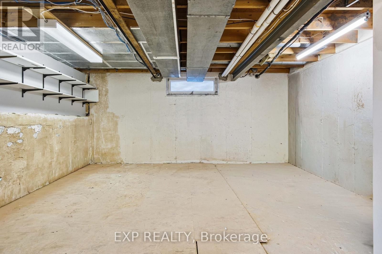 2158 FILLMORE CRESCENT Image 38