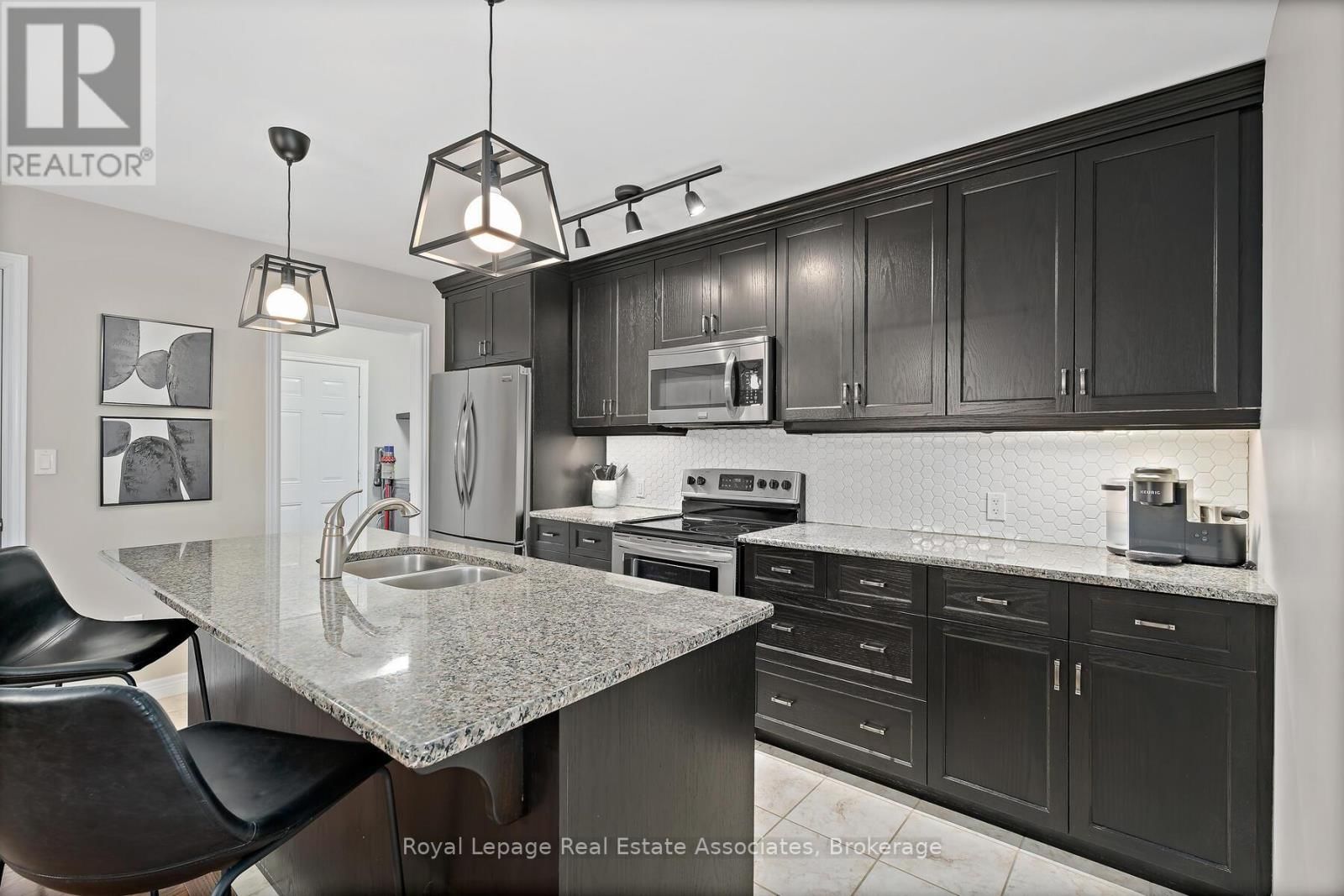 45 LINDEN AVENUE Image 10