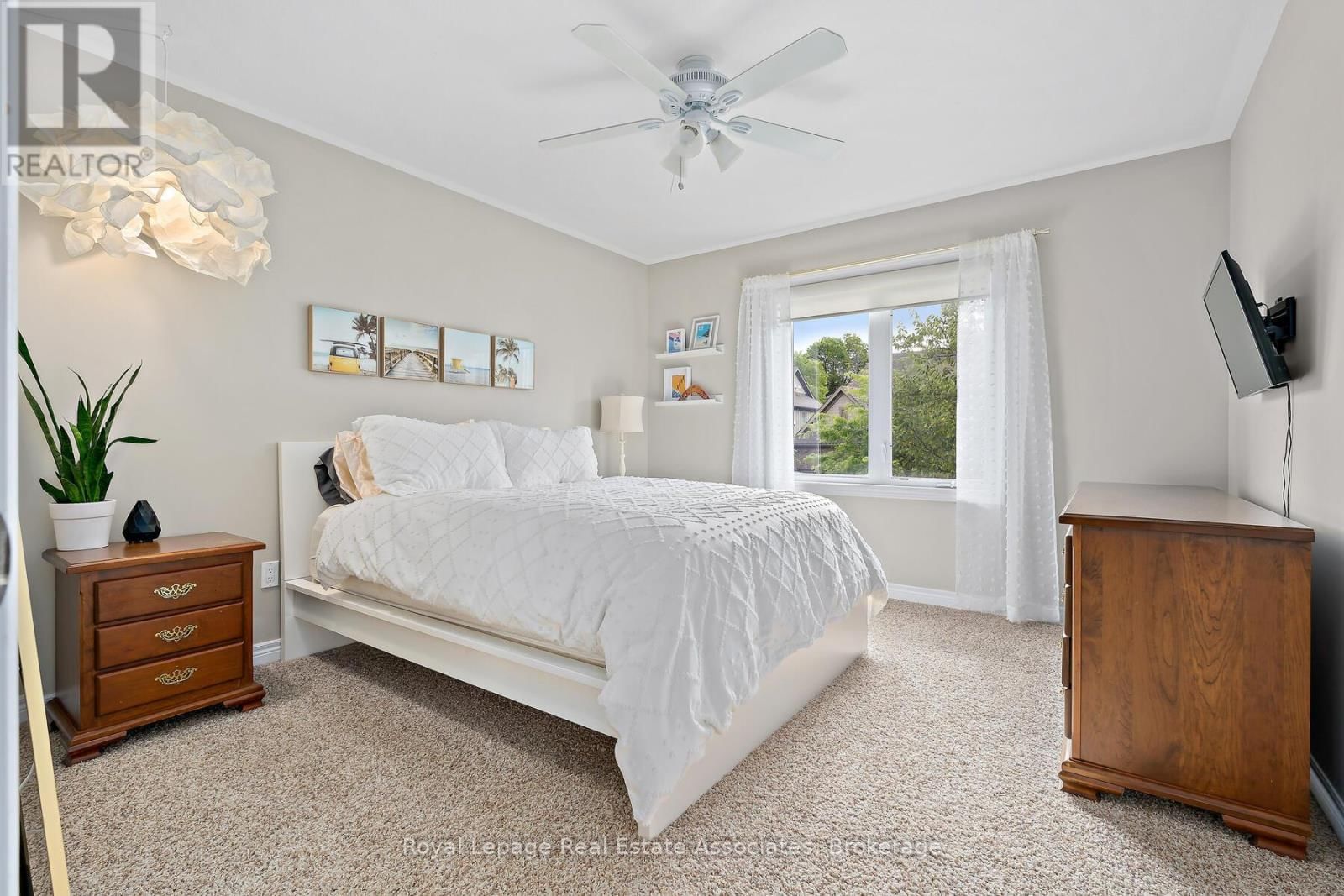 45 LINDEN AVENUE Image 27