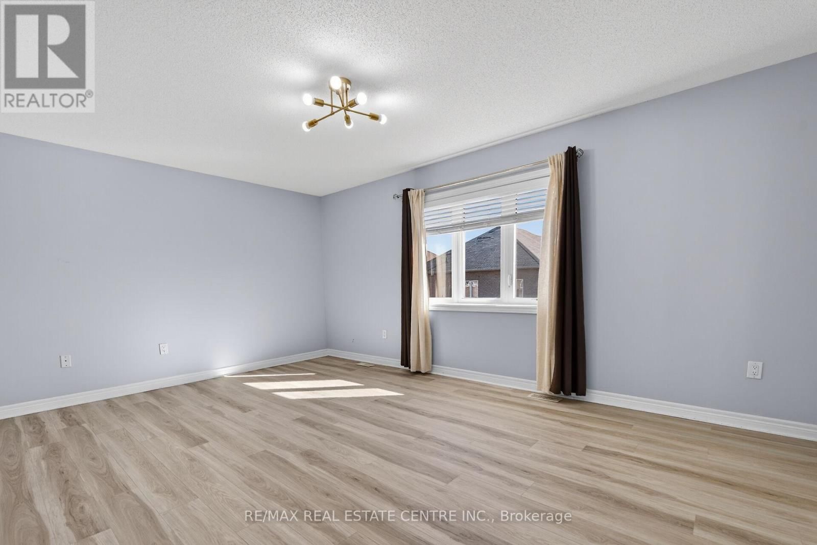 244 RAYMOND ROAD Image 23