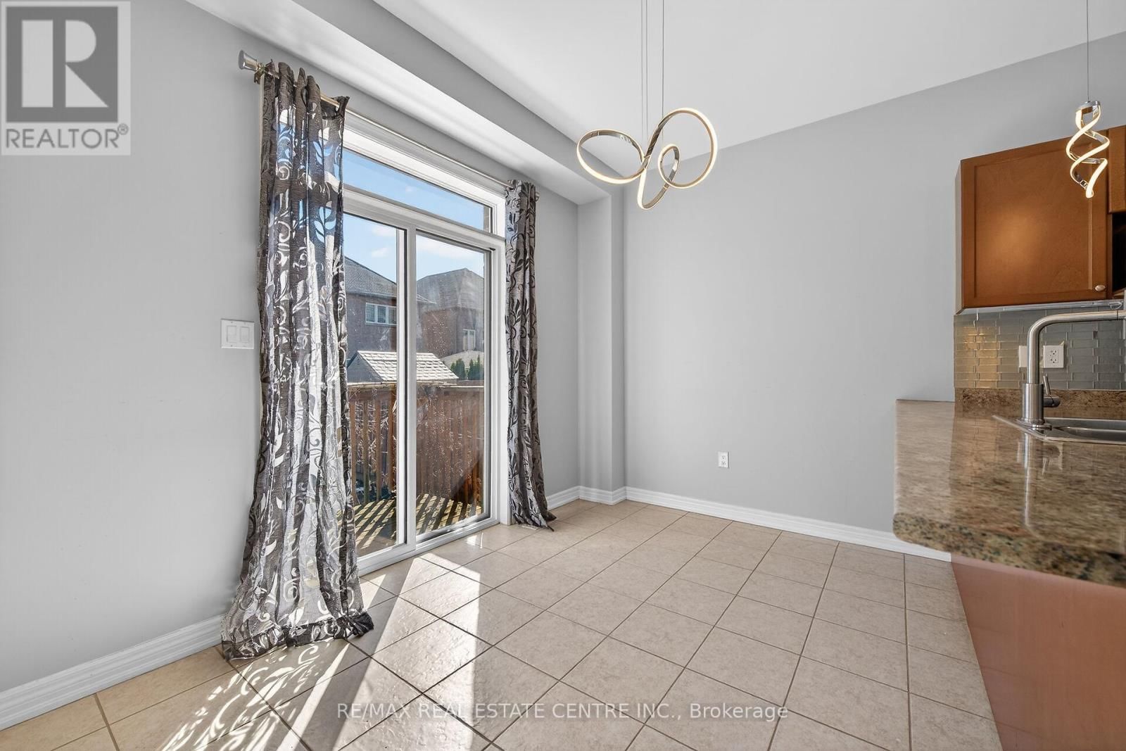 244 RAYMOND ROAD Image 5