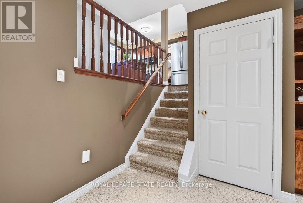 128 NUGENT DRIVE Image 33