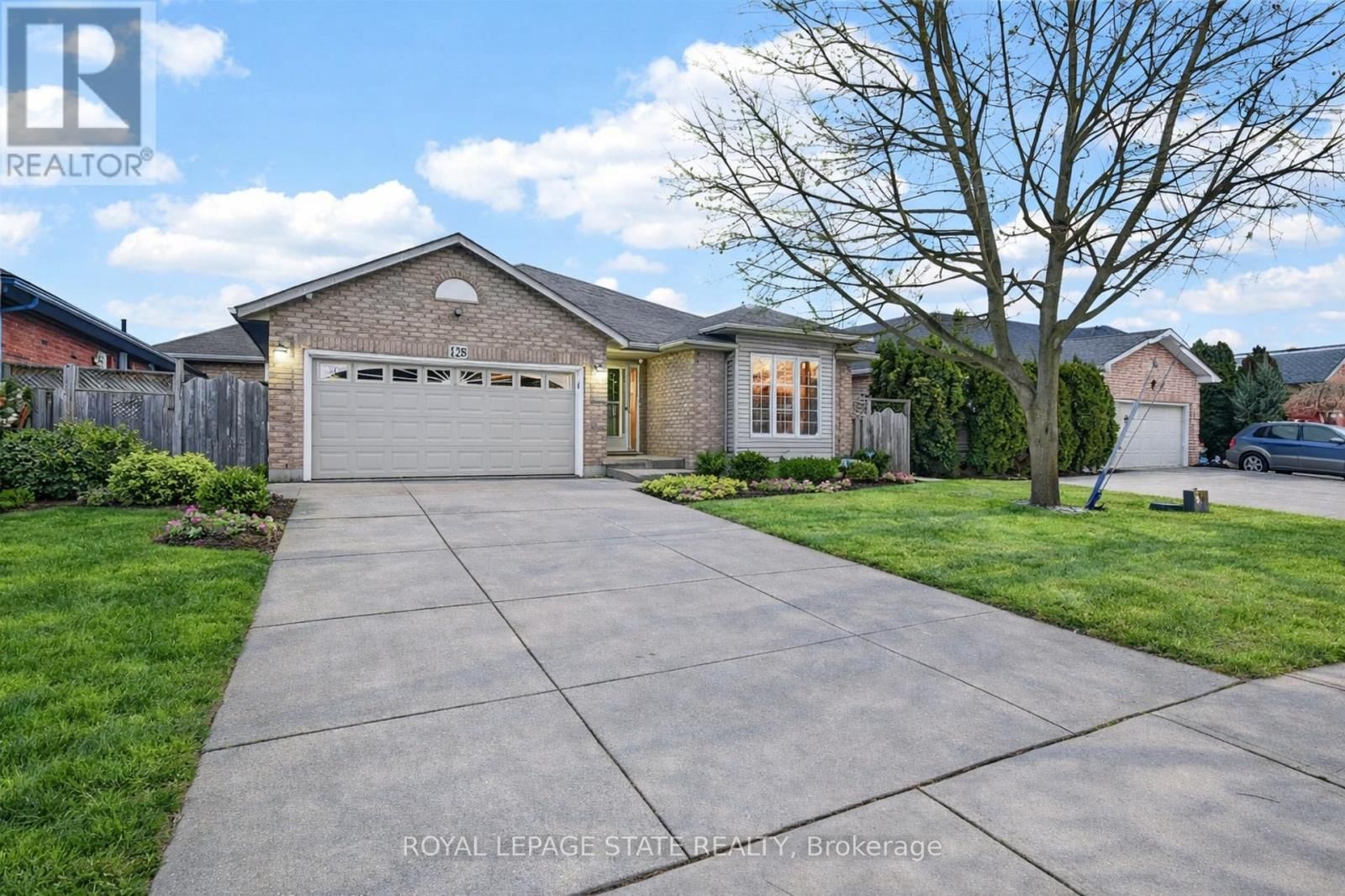 128 NUGENT DRIVE Image 8