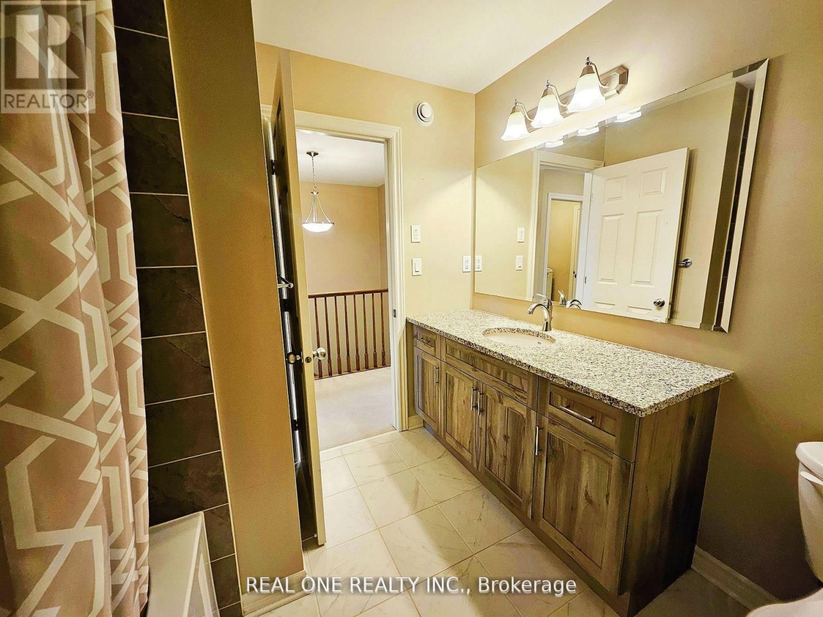 1103 BARROW AVENUE Image 8