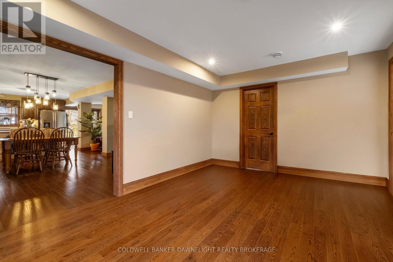 15750 FIFTEEN MILE ROAD Image 16