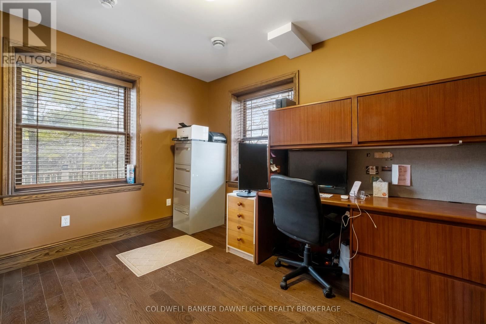 15750 FIFTEEN MILE ROAD Image 17