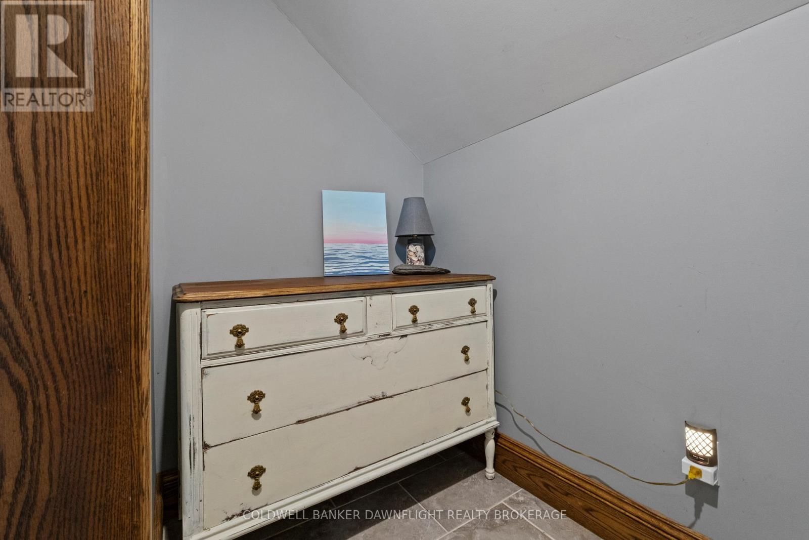 15750 FIFTEEN MILE ROAD Image 27