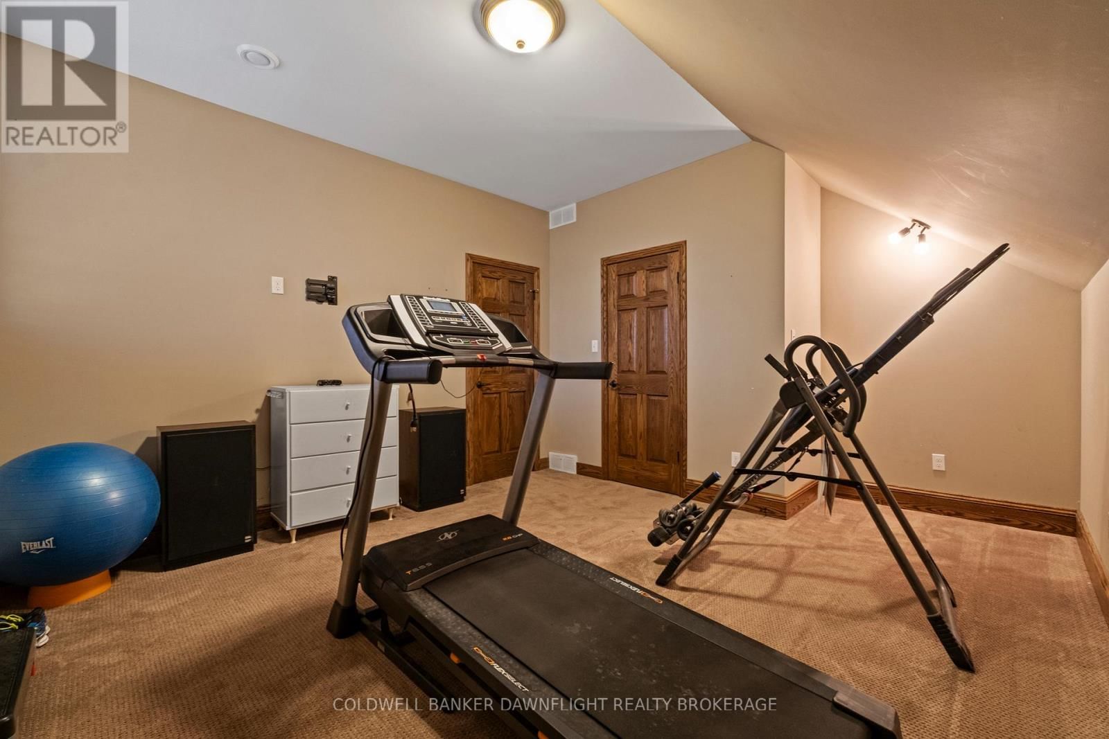 15750 FIFTEEN MILE ROAD Image 33