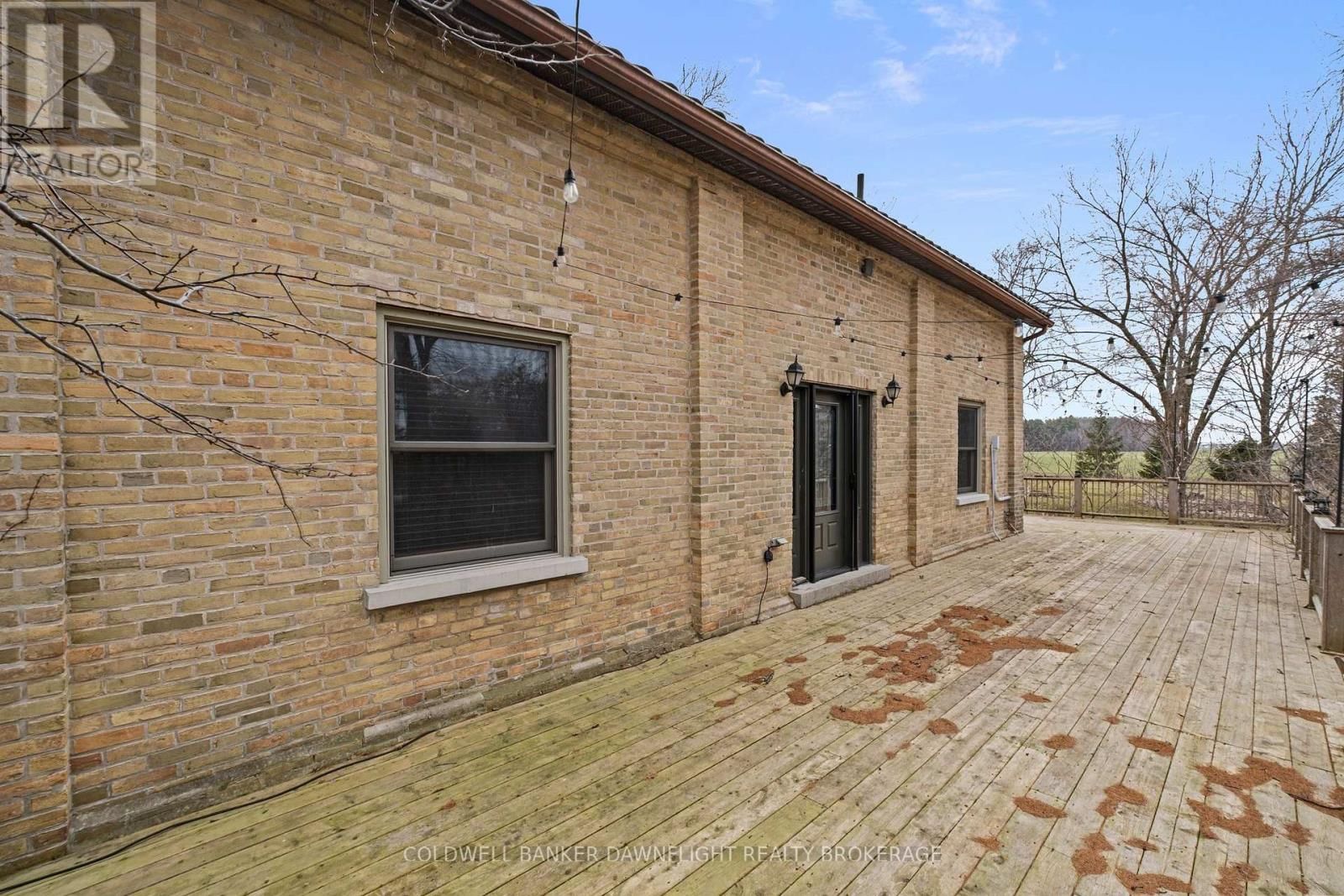 15750 FIFTEEN MILE ROAD Image 38