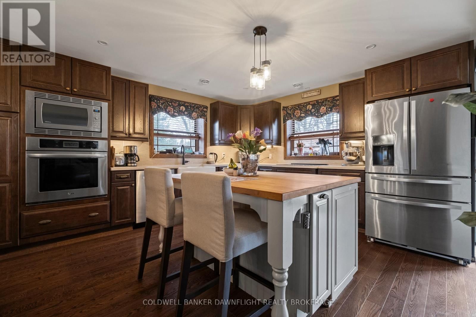 15750 FIFTEEN MILE ROAD Image 8