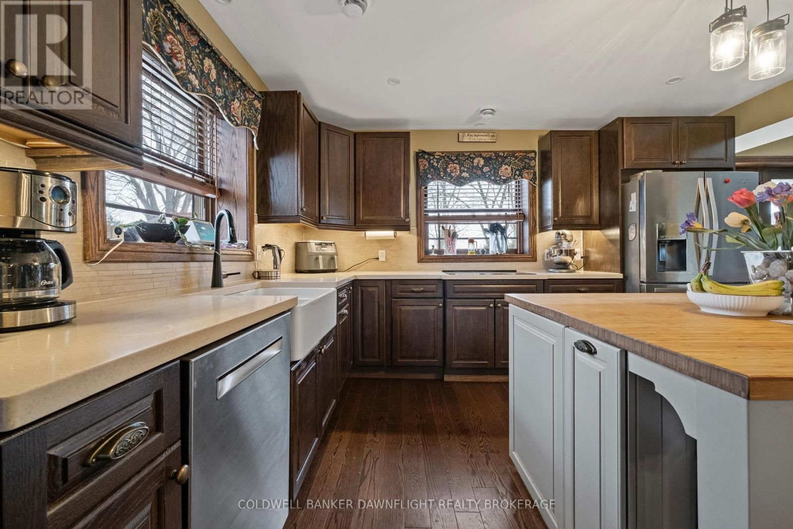 15750 FIFTEEN MILE ROAD Image 9