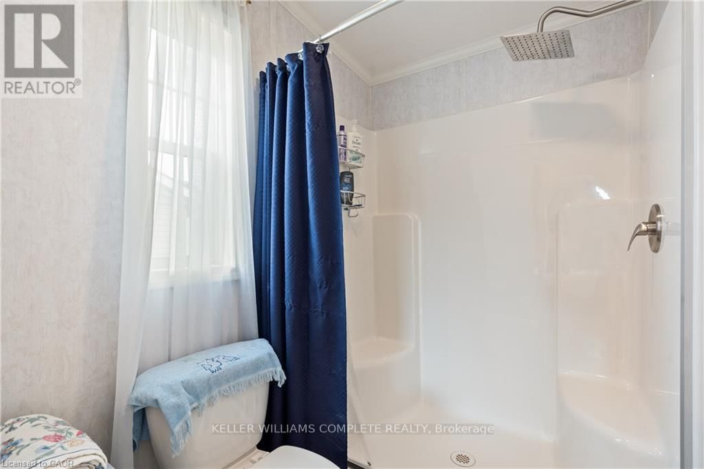 22 COPPER BEECH DRIVE Image 14