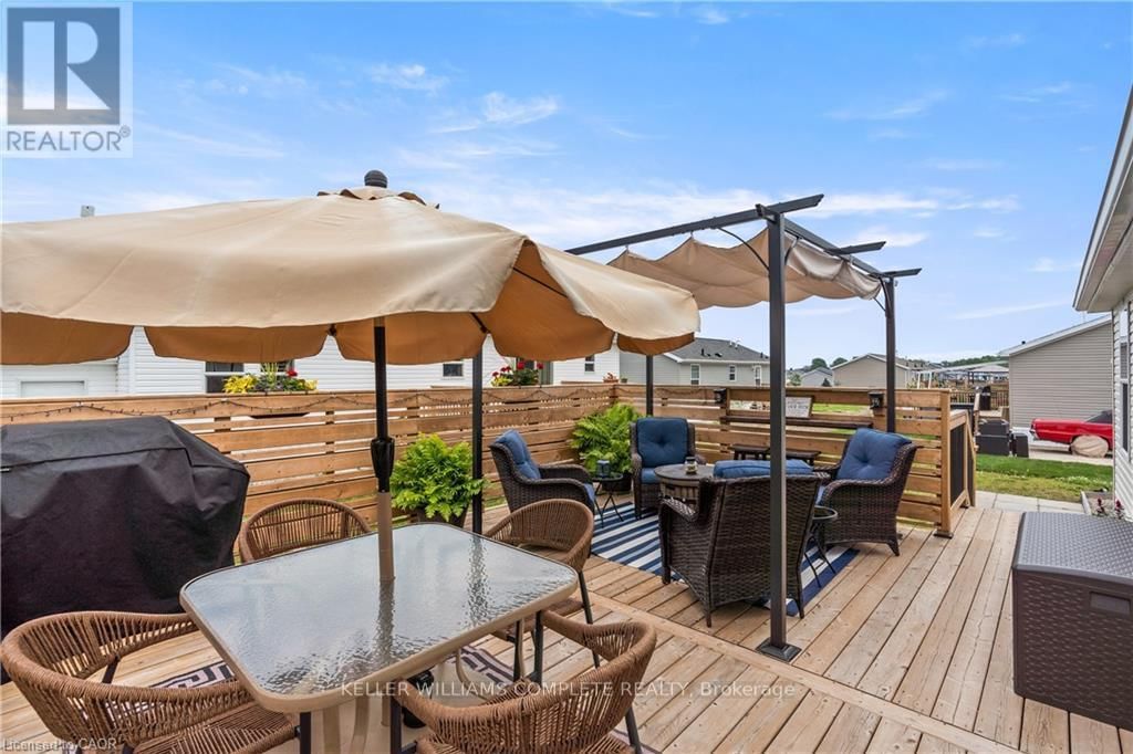 22 COPPER BEECH DRIVE Image 22