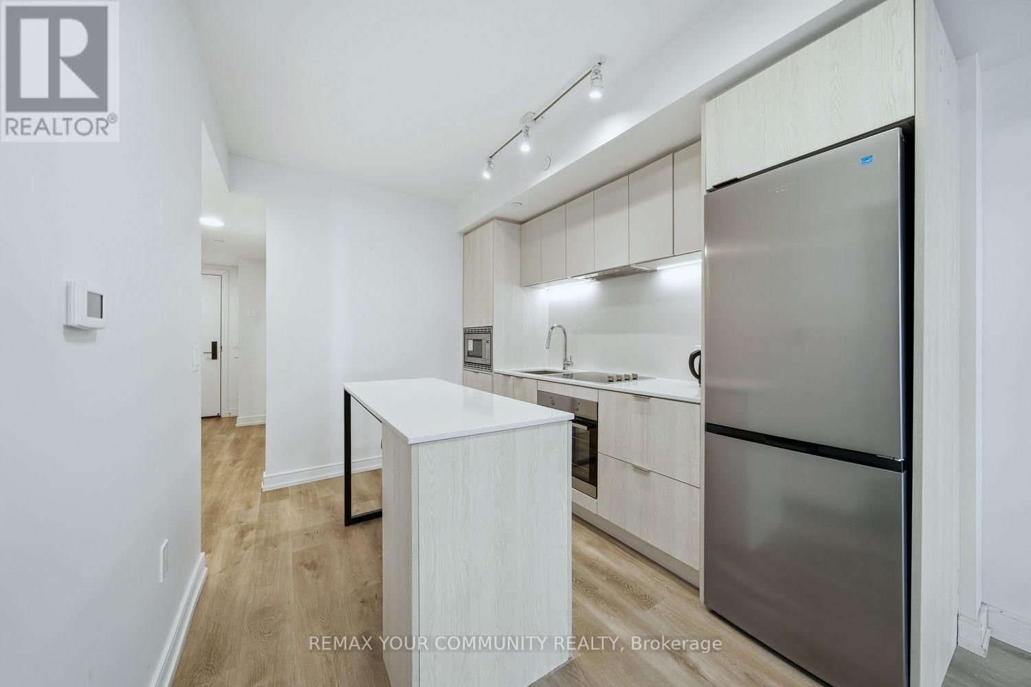 1317 - 1 JARVIS STREET Image 8