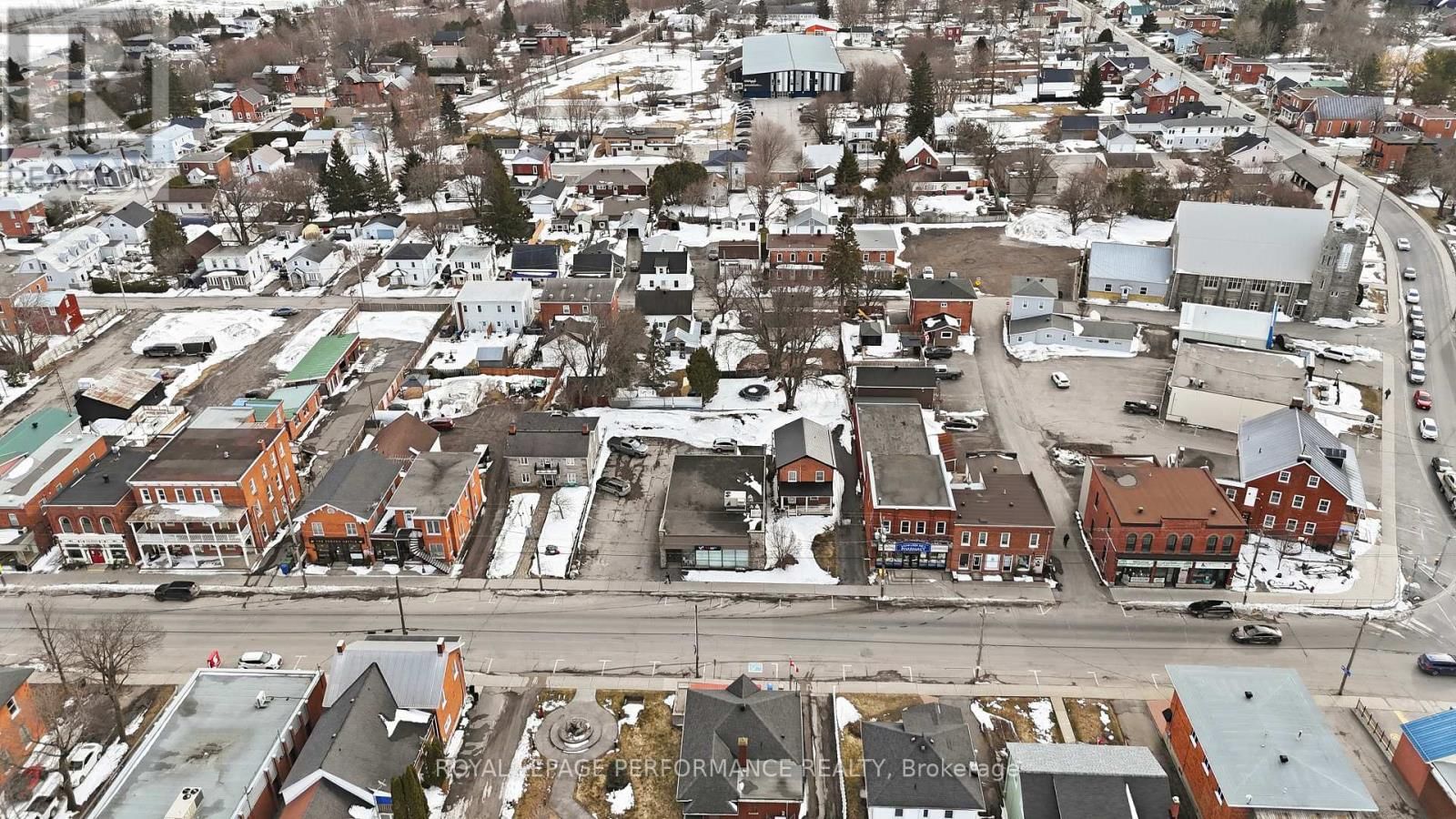 38 MAIN STREET EAST Image 22