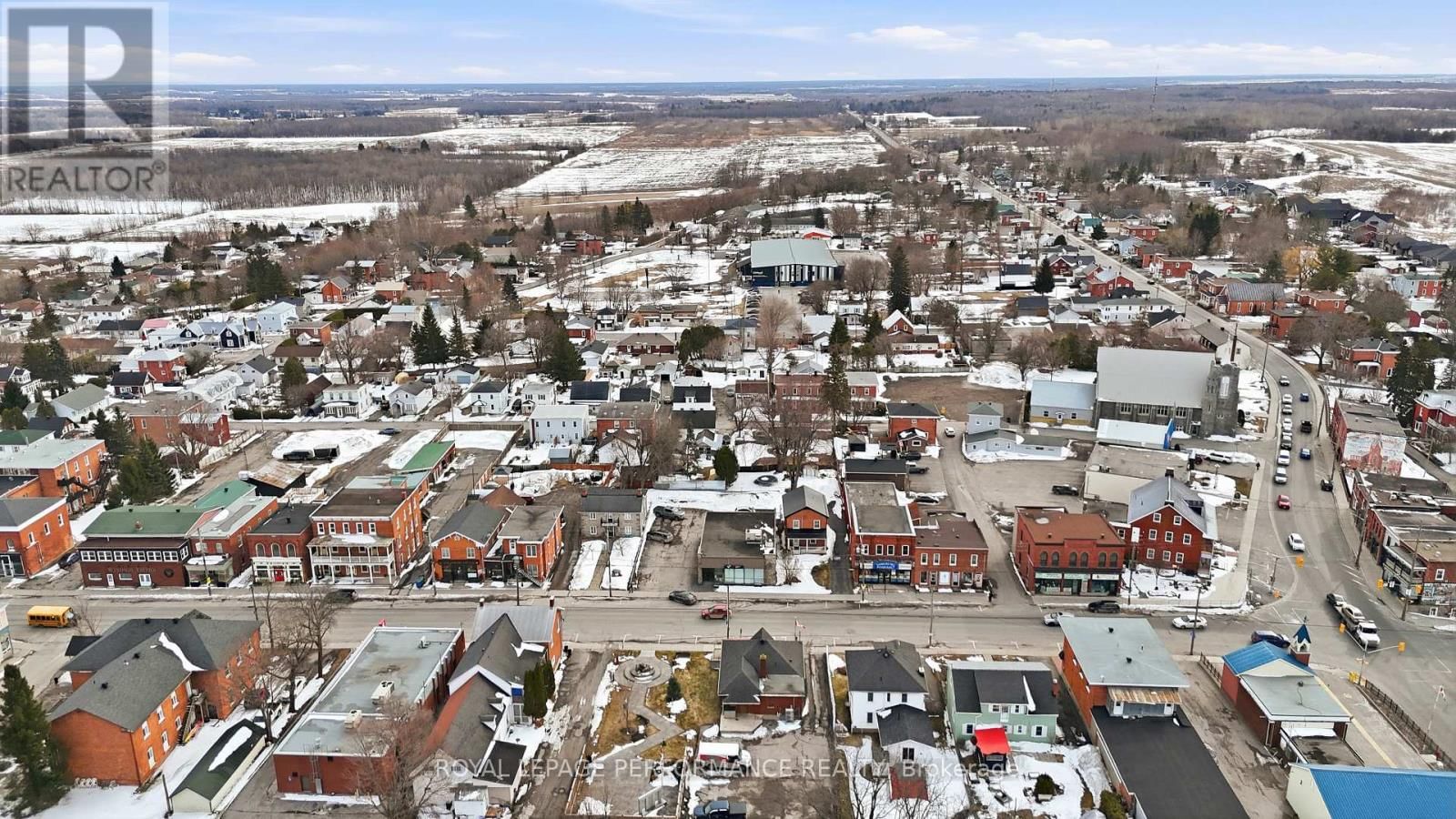 38 MAIN STREET EAST Image 23