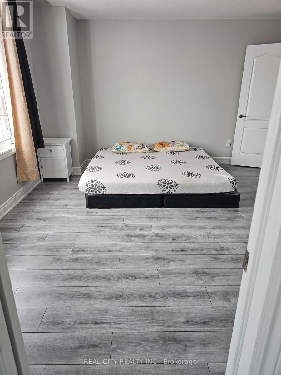 132 SUNSET WAY Image 11