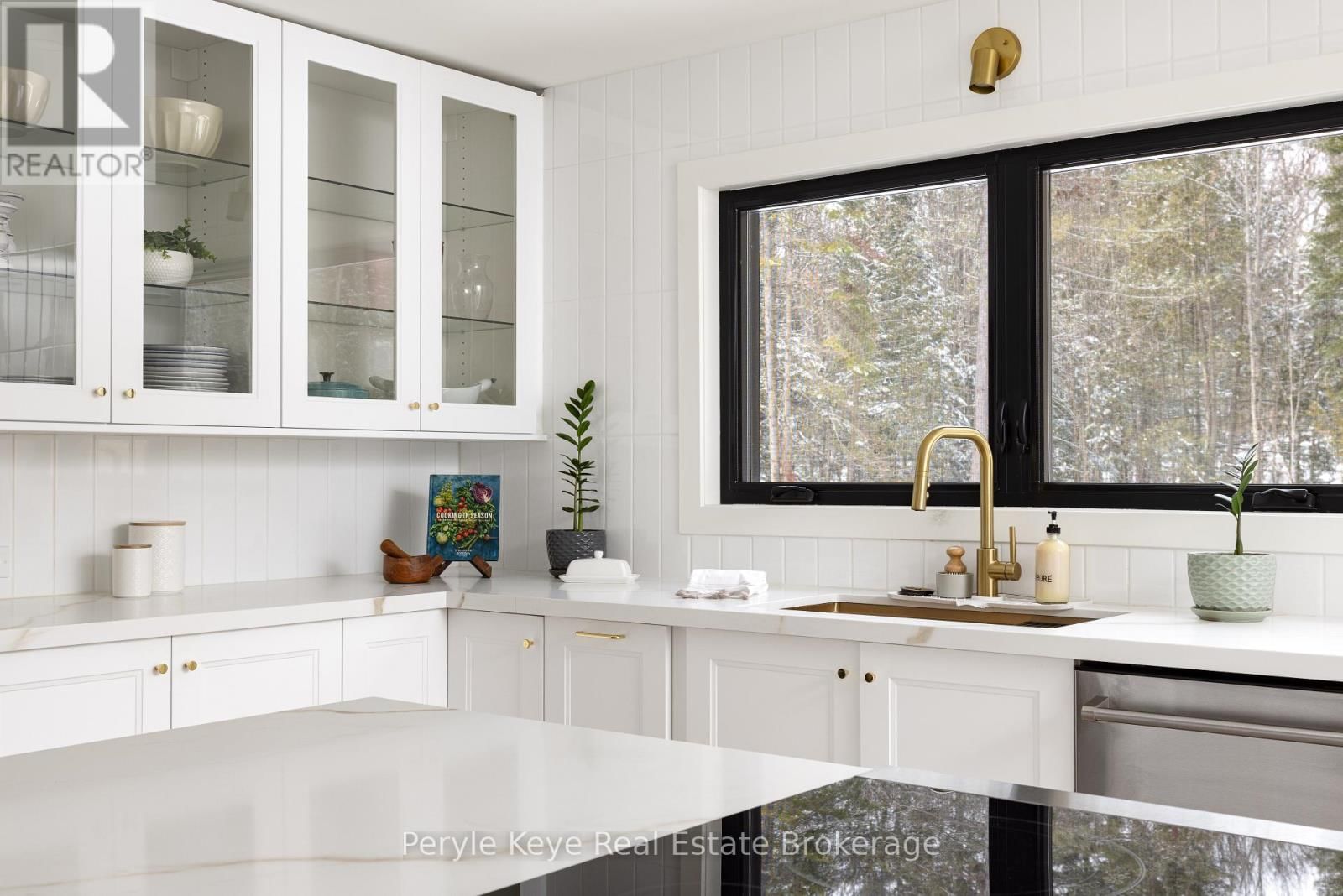 1290 CEDAR LANE Image 17