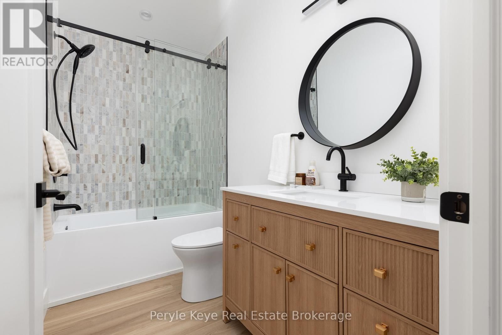 1290 CEDAR LANE Image 39