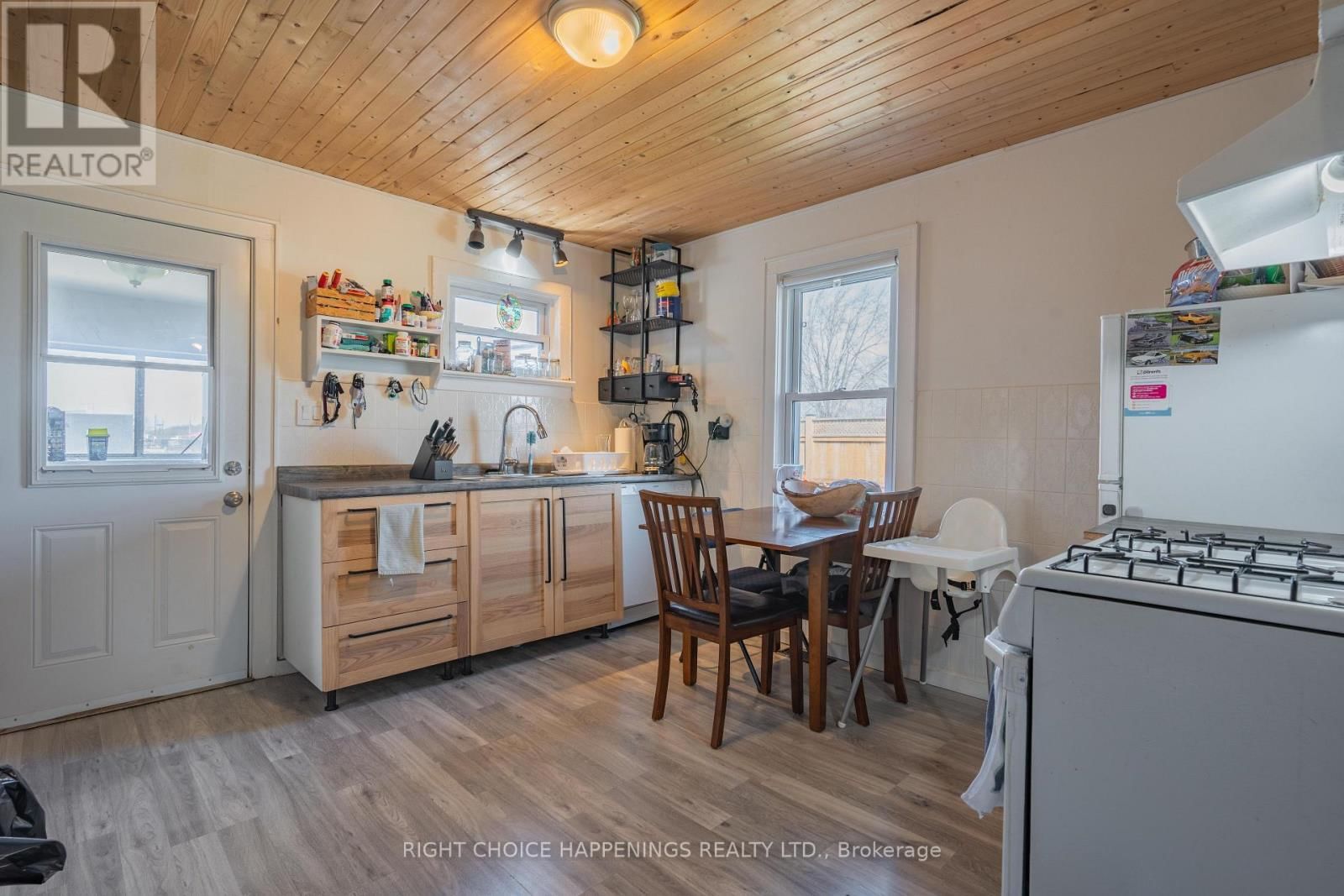 149 OAKWOOD STREET Image 5