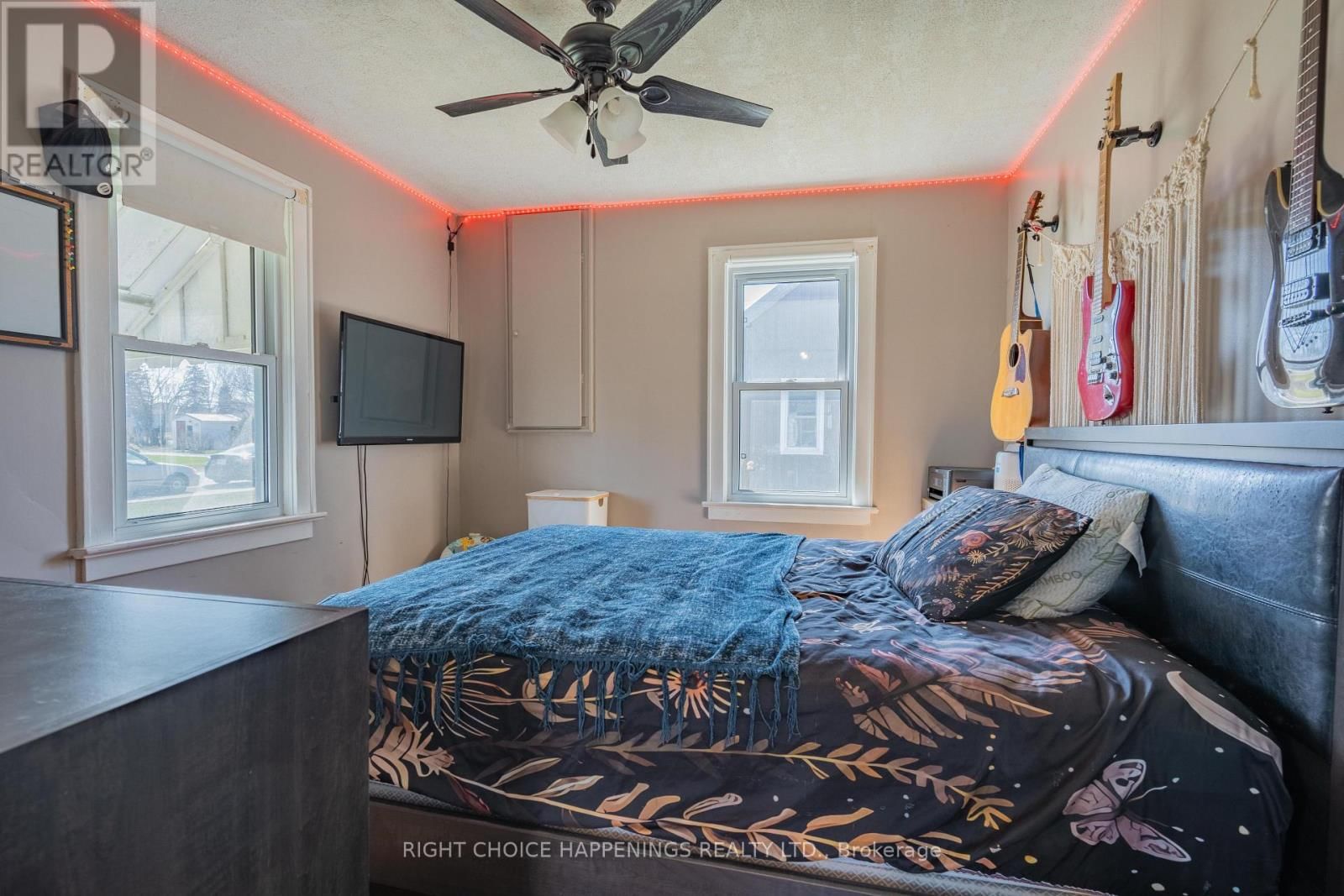 149 OAKWOOD STREET Image 6