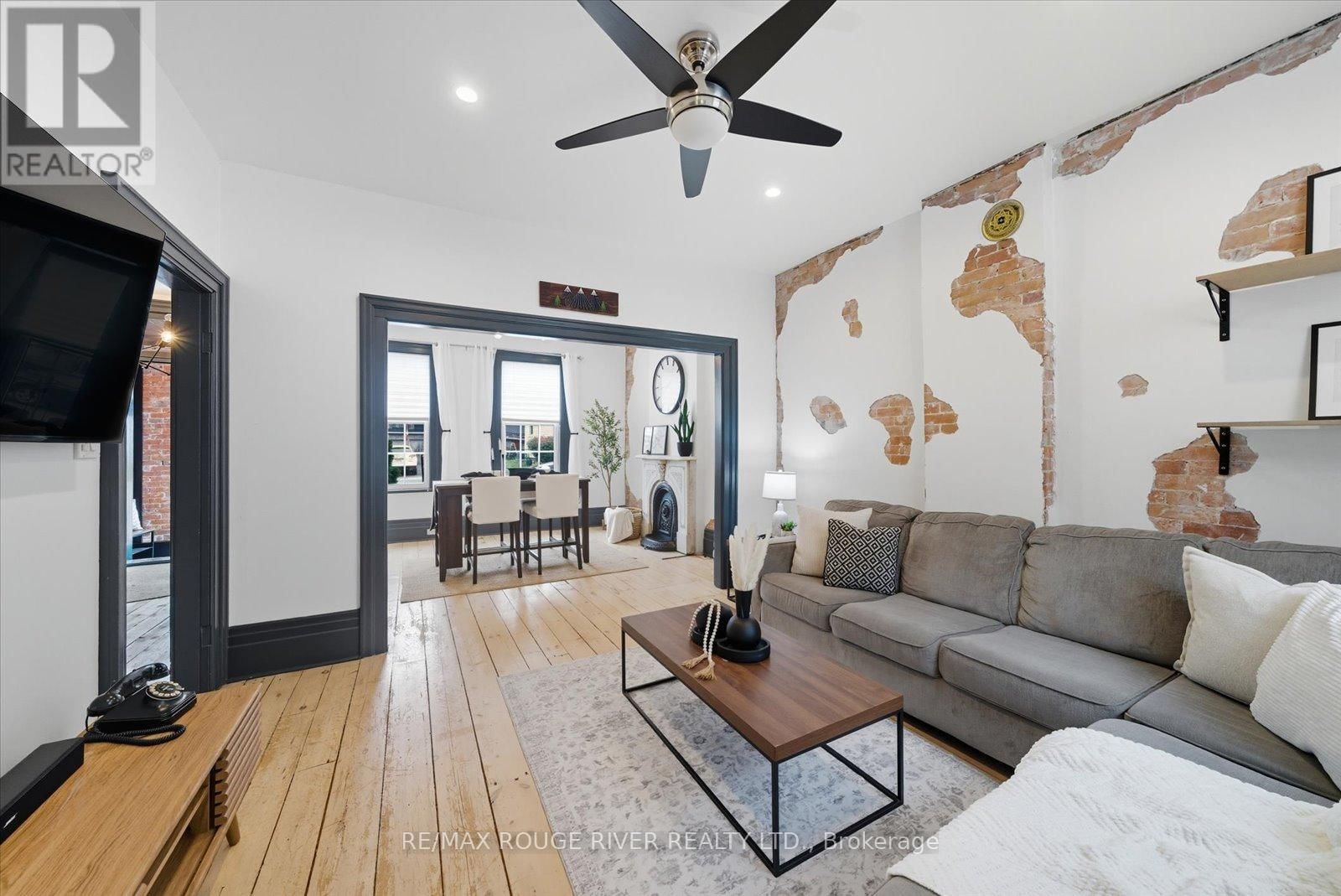 11 BRAMLEY STREET NORTH Image 10