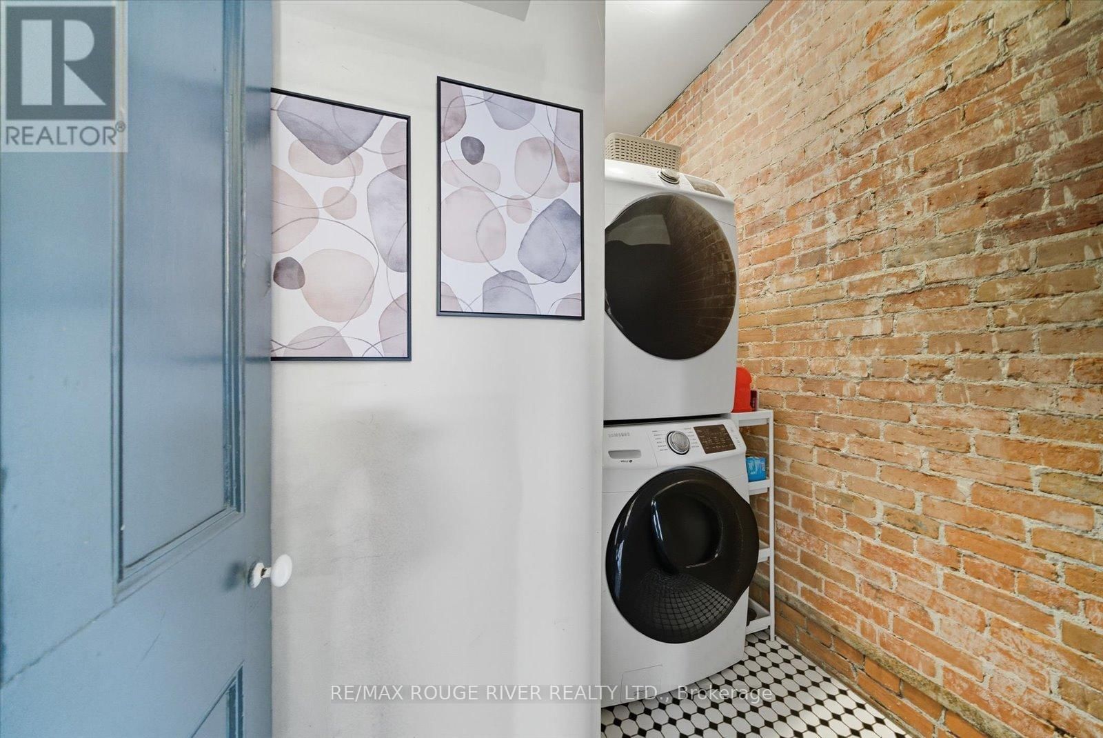 11 BRAMLEY STREET NORTH Image 19