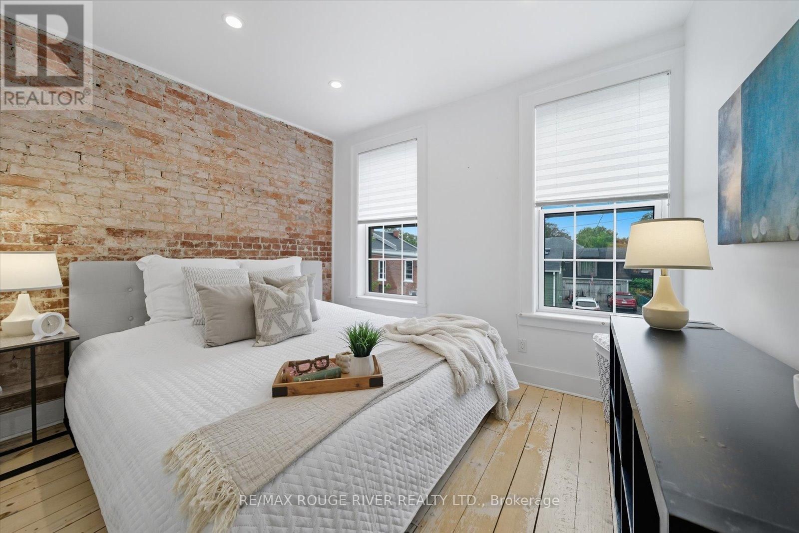 11 BRAMLEY STREET NORTH Image 21