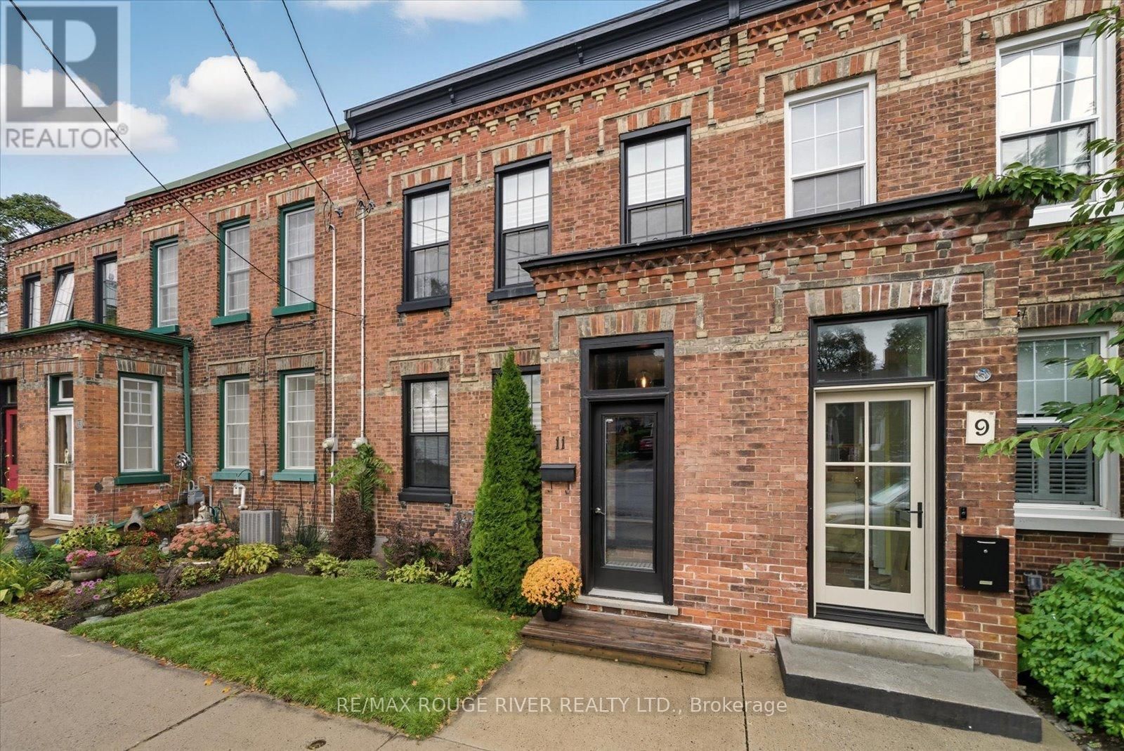 11 BRAMLEY STREET NORTH Image 3