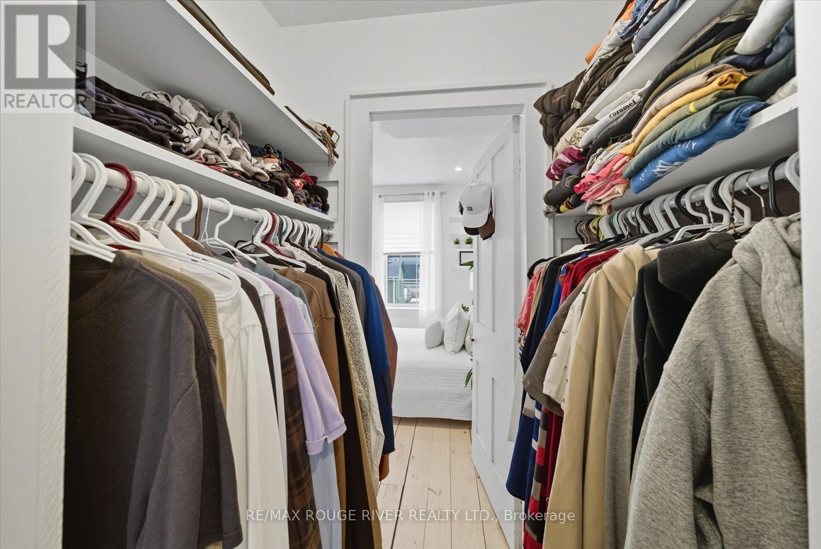 11 BRAMLEY STREET NORTH Image 30