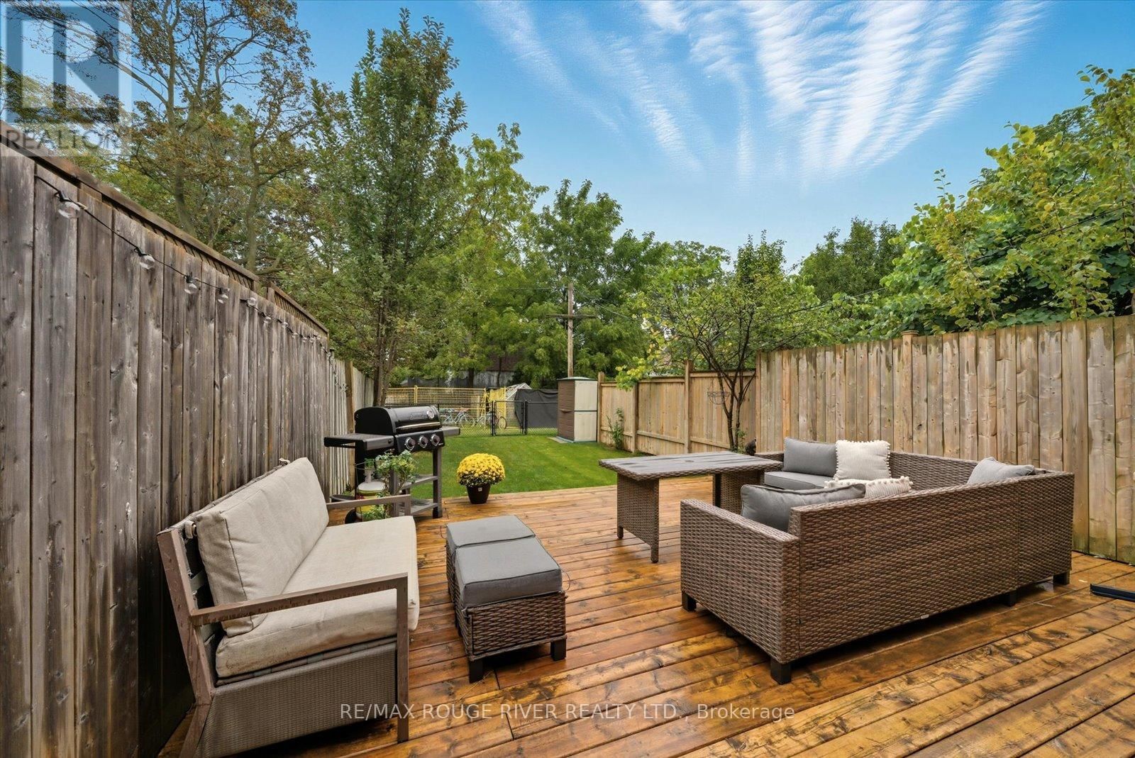 11 BRAMLEY STREET NORTH Image 34